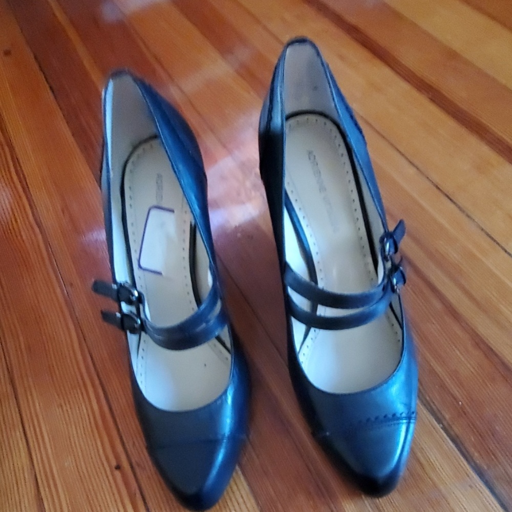 Adrienne  Vittadini shoes
